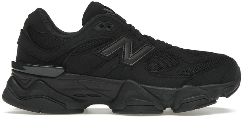 9060 'Triple Black' (GS)